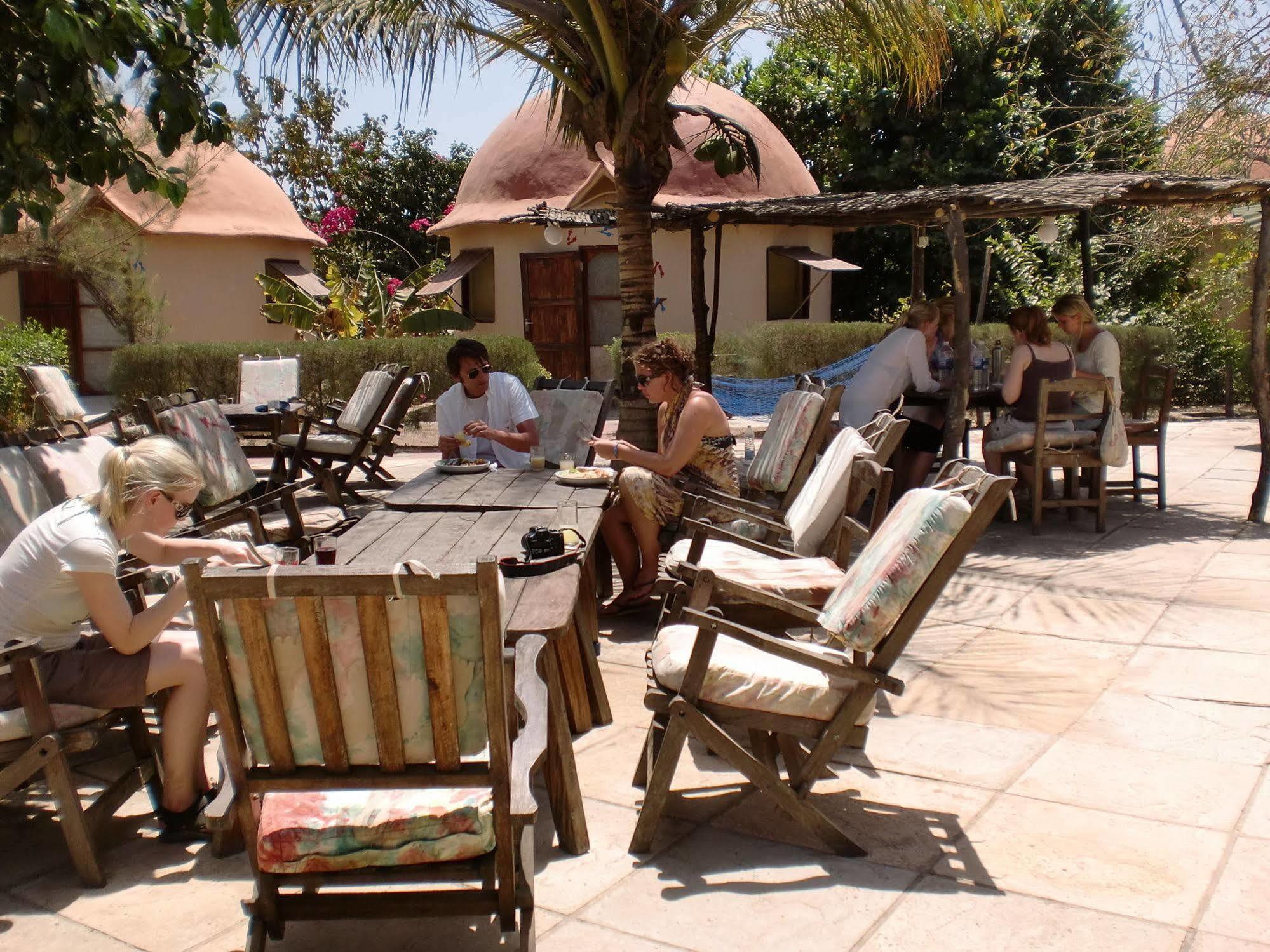 Footsteps Eco-Lodge Gunjur Exterior photo